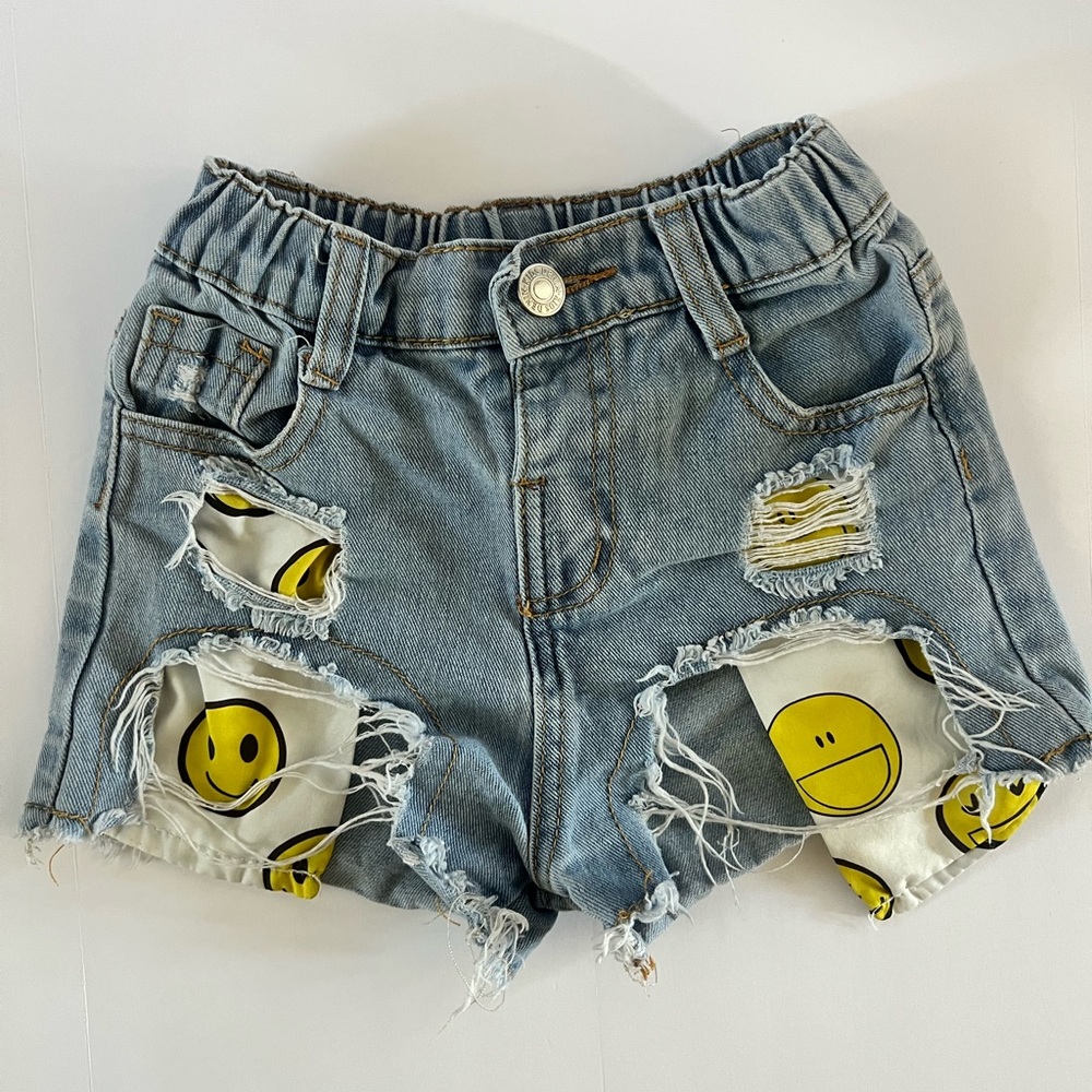 SHEIN Blue Denim Kids Shorts with Smiley Patches